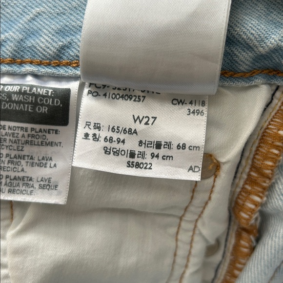 Levi's 501 Original Fit High Rise Shorts - Picture 5 of 7